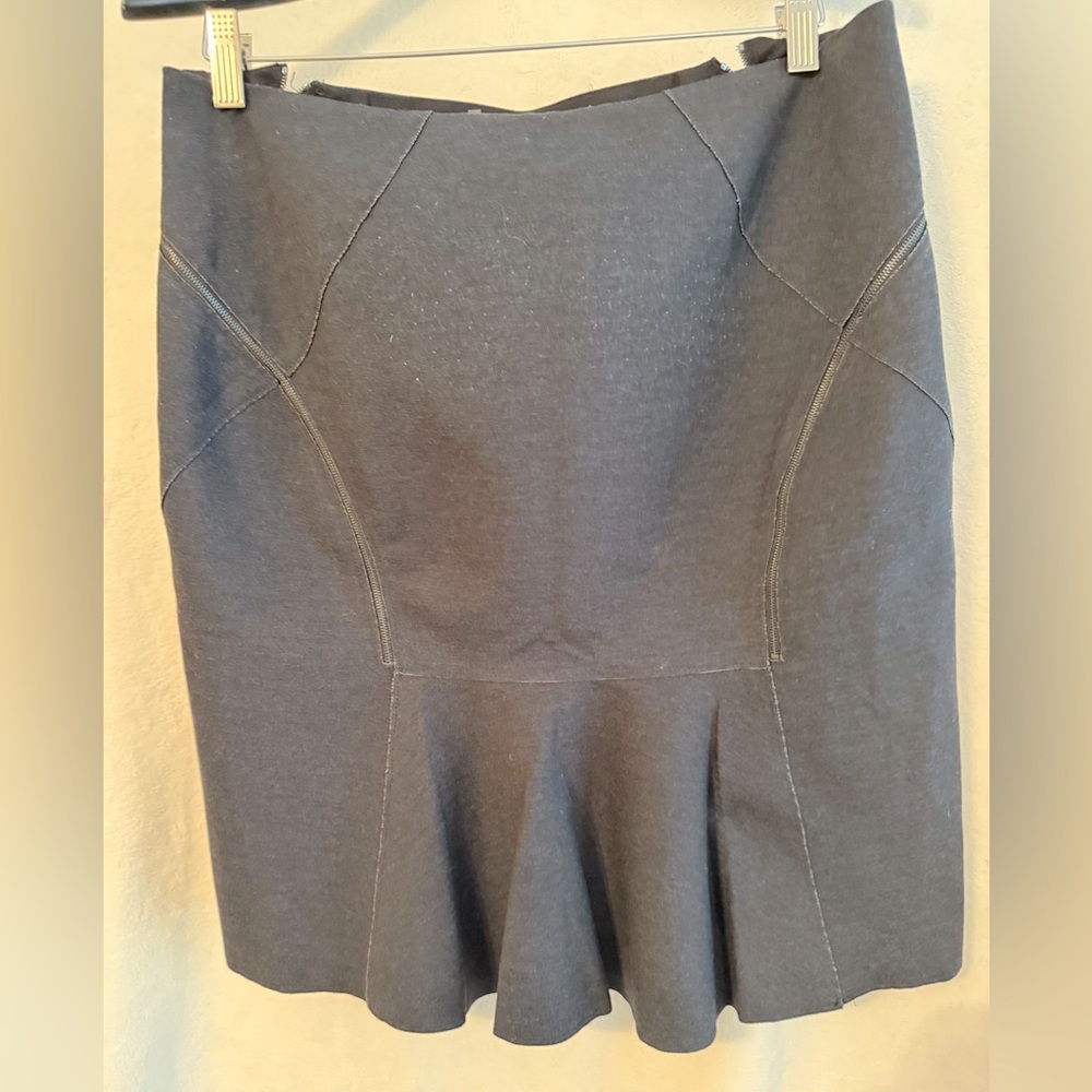 Elie Tahari - Charcoal Pencil Skirt with back pleating and side zipper detail